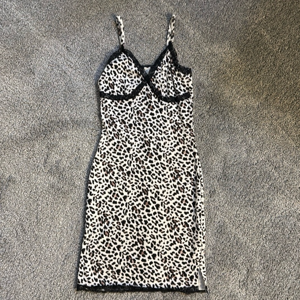 Wild Fable cutesy & fierce leopard mini dress
MOB WIFE AESTHETIC 🤌🏼🤌🏼